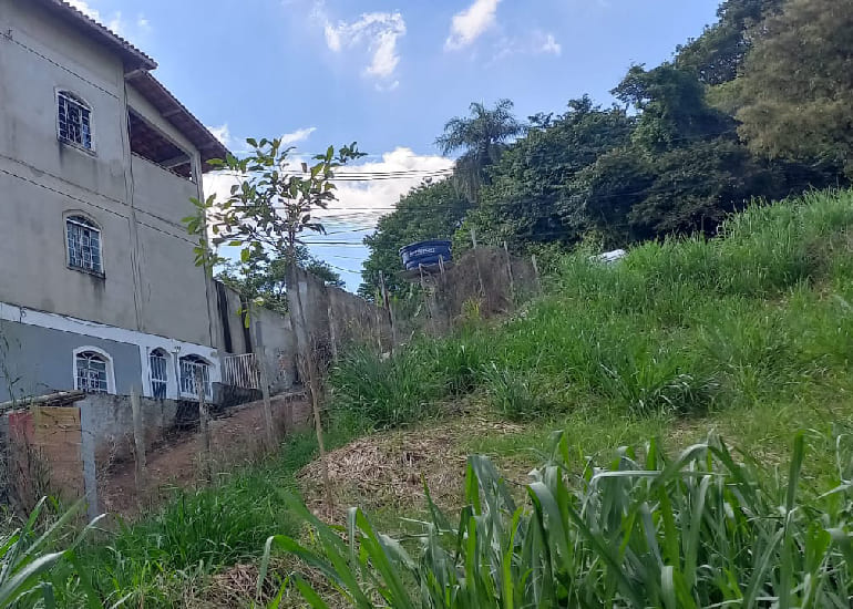 Lote no Bairro Granjas Primavera em Justinopolis - Ribeirão das Neves/MG